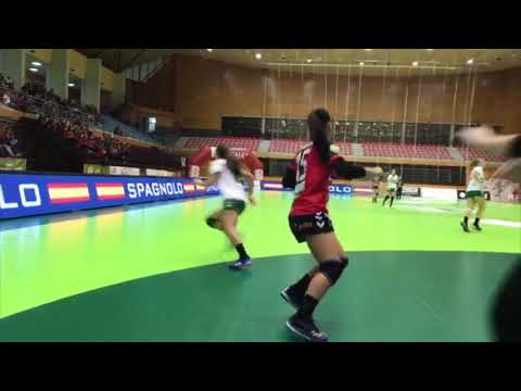 El Club Balonmano Zuazo cae por un gol ante el Elche en Barakaldo