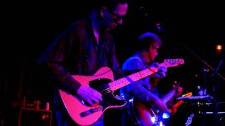The Feelies - &quot;Don&#39;t Cry No Tears&quot;- Live at the Bell House