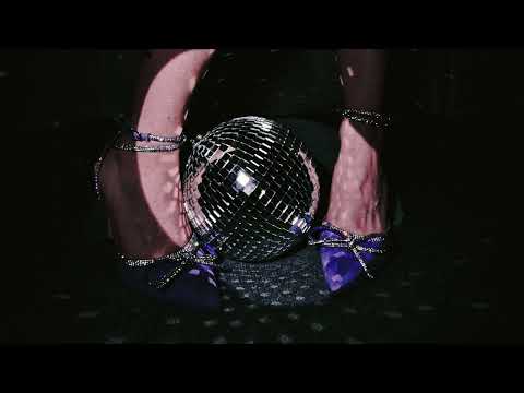 Tony myśli x Prasky - Uniwersum 