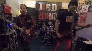 BOD ZLOMU - Motorkářská (Ofiko Videjko)