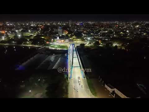 Villa María , Córdoba , Argentina . Costanera de Villa María, puente, lago y anfiteatro . 