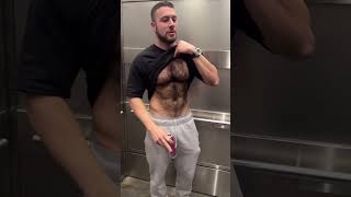 Download lagu Hairy chest man 😘 mp3