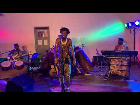 KWAME BRENYA - DAKAR live with NKYINKYIM BAND