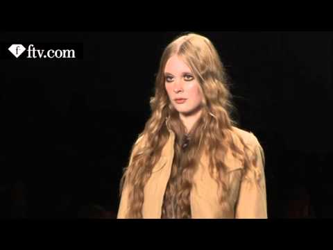 NY FW S/S 10 - VIVIENNE TAM SHOW