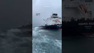 Download lagu #Kemari Karachi port #Scenes during the arrival of the #ship sea-side #photography mp3 Download lagu #Kemari Karachi port #Scenes during the arrival of the #ship sea-side #photography mp3