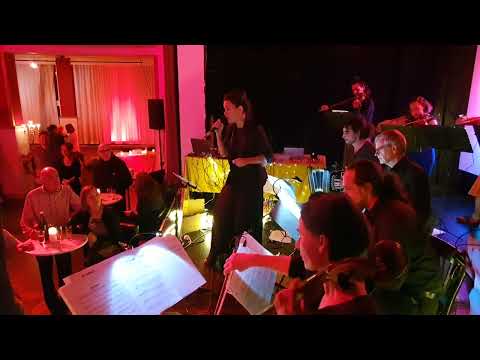 let it snow/ Cortina / Berlin Community Tango Orchestra