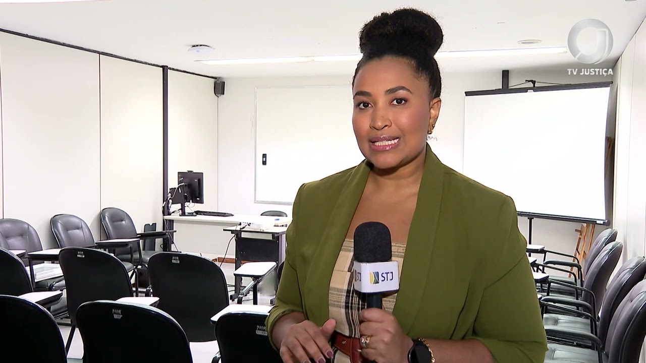 📺 JJ – Diferença entre hora-aula e hora normal não pode ser computada como atividade extraclasse