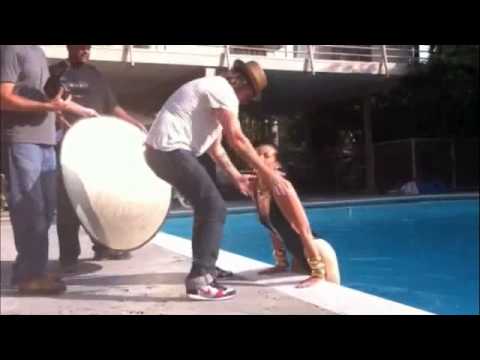 Jonas Hallberg för CHIC Magazine