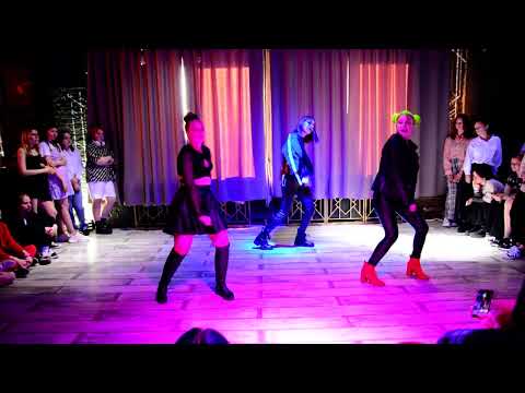 Revol - Evol - We are a bit different [ASIA ZONE: OLD SCHOOL]