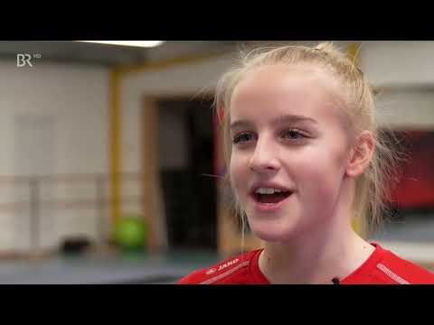 Carnival in Franconia: Top-class dance majorette medley | BR24