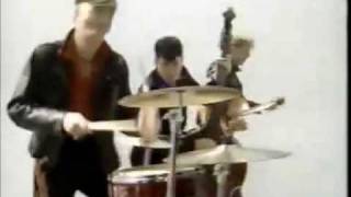 Rockabilly Stray Cats Bring it Back Again