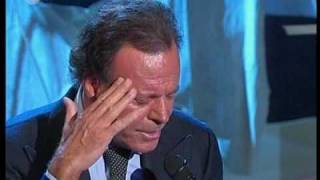 Julio Iglesias - Everybody&#39;s Talking