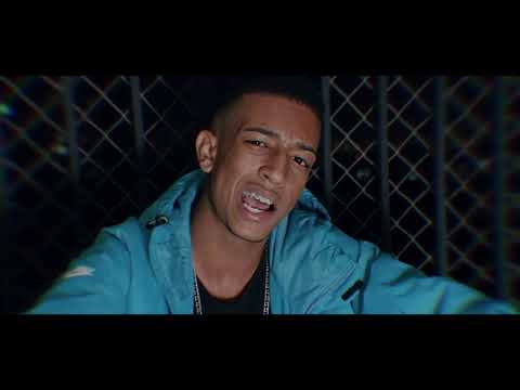 Mc Garoto - Paraquedas (Clipe oficial)