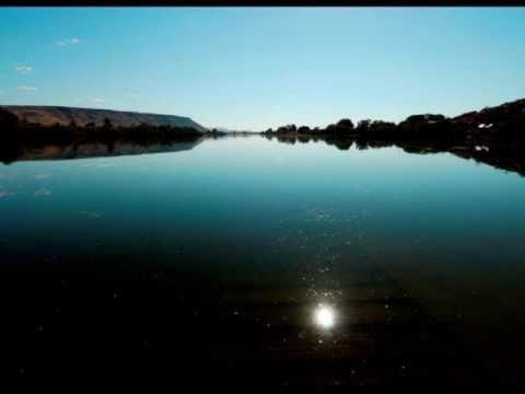 Aqua Diva  Mango - At The Edge Of This Mountain (Club Mix)