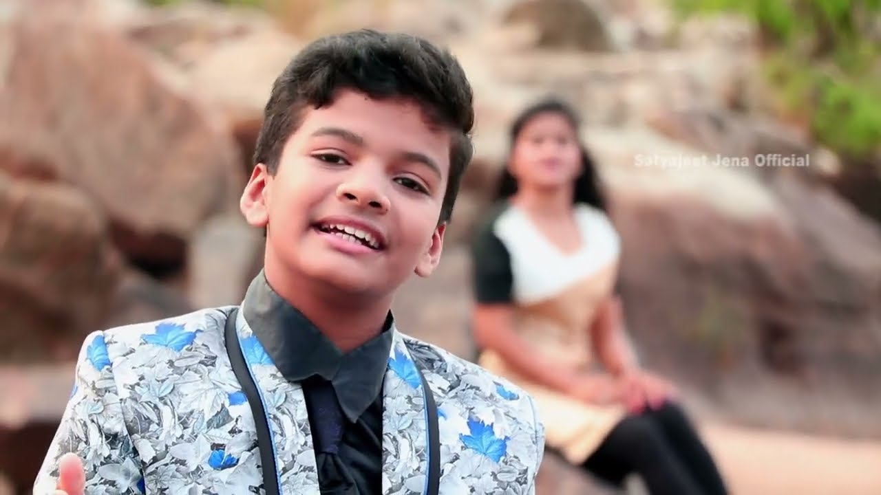 Duniya Se Tujhko Churake Lyrics In English And Hindi Duniya Se Tujhko Churake Lyrics In English And Hindi