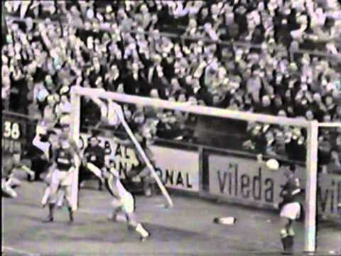 EREDIVISIE 1967/1968 - A.F.C. AJAX - GVAV  3:1