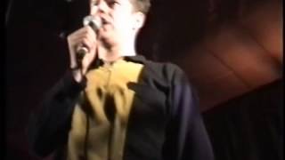 Crowded House -"Italian Plastic" Melb.  1991