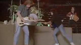 I SAW MOMMY KISSING SANTA CLAUS Live  - JOHN MELLENCAMP