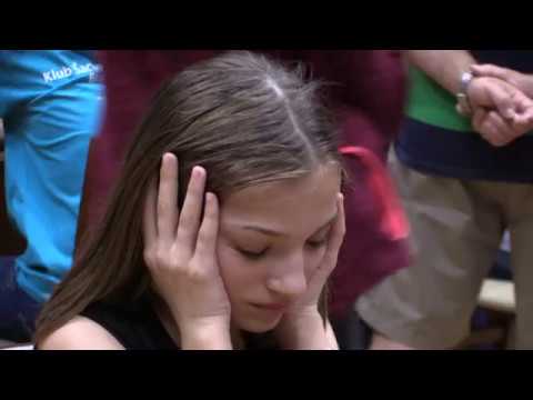 D20 7.1.  WCM Viktória Nadzamová - Emma Poliaková 0:1