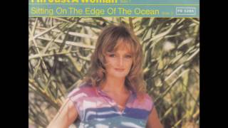 Bonnie Tyler - Sitting On The Edge Of The Ocean(1980)