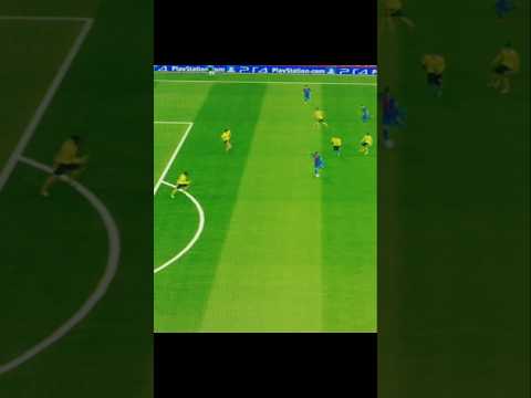 Messi R2 pes17 #pes17 #games #gaming #funny #trending #shorts #football