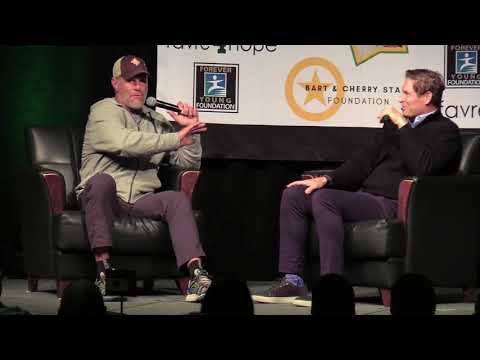 Brett Favre shares favorite Reggie White story