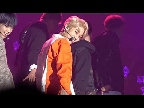 180930 MXM 1ST CONCERT [MORE THAN EVER] 펜타곤 - 빛나리 (김동현 focus)