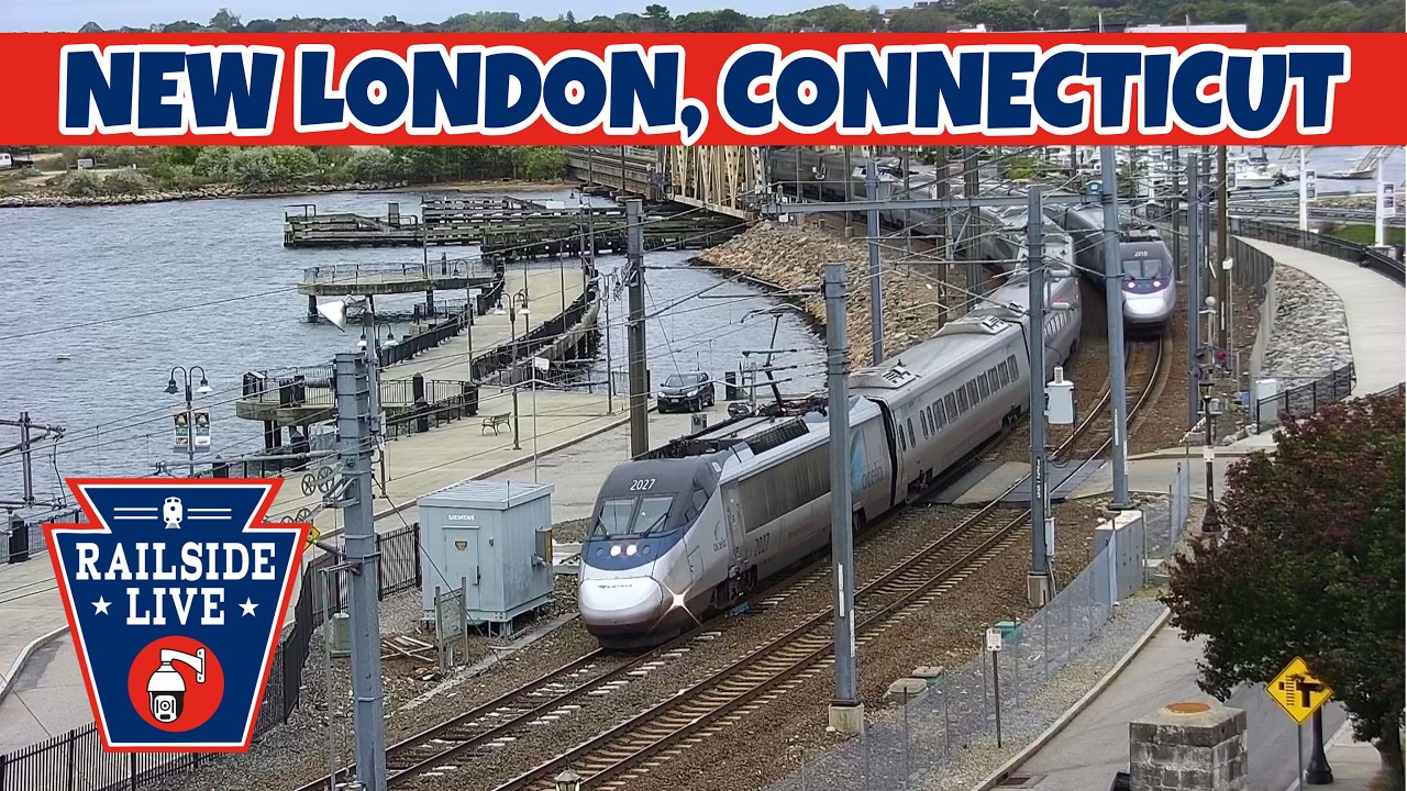 Live webcam view of New London Railyard and Harbor View