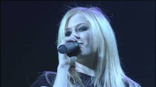 Avril Lavigne - Unwanted (Live at Budokan Japan 2005)