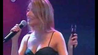 Shiri Maimon - Hasheket Shenishar LIVE in Jerusalem