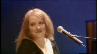 ISABELLE BOULAY — “Une autre vie” – (Francis Cabrel / Francis Cabrel / Thierry Cnazelle)