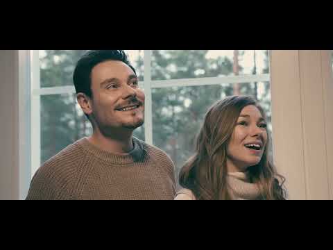 Tommi Soidinmäki & Eeva Saarenpää - Joulun Ihme (Virallinen Musiikkivideo)