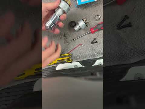 Ignition switch (replace) Peterbilt 389