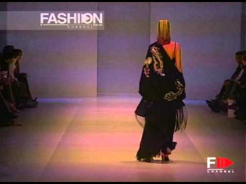 "Etro" Autumn Winter 2003 2004 Milan 4 of 4 Pret a Porter Woman by FashionChannel