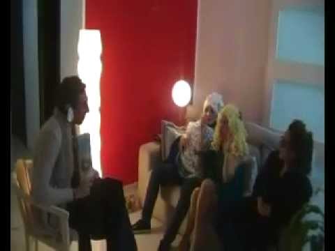 Barbara D'Urso intervista Brunella a Pomeriggio 5 - Sorpresa 18 anni 4 marzo 2012 - Parte 2 di 4