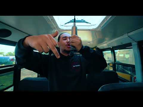 Kredit - Give Em The Boot (Official Music Video)