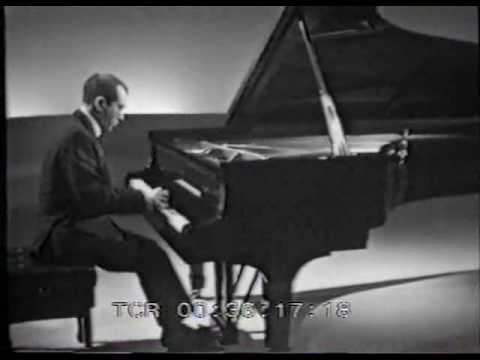 Weissenberg plays Stravinsky Petruskha pt. 2