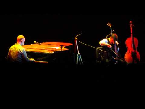 The Piano Guys - Michael Meets Mozart (Live in Singapore)