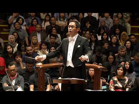 STAR WARS Main Title, by John Williams