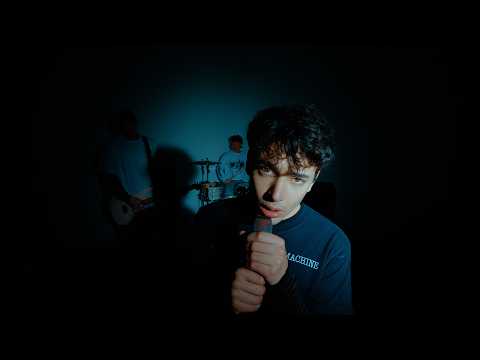 Rowli - Eigentlich schön (Official Video)