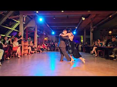 Mikhail and Elvira Tchudin | Carlos di Sarli, c. Jorge Durán - De qué podemos hablar