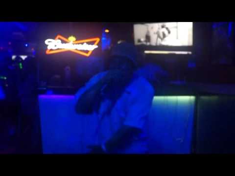 micheLow (live) 2016