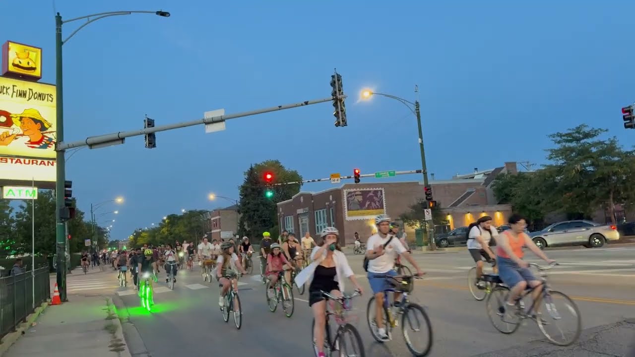 Thousands of Cyclists Ride Through McKinley Park, Bridgeport and Canaryville
