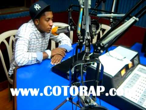 Cartier cotorra estrenando el nuevo tema -Shukupla @t Braulio capellan