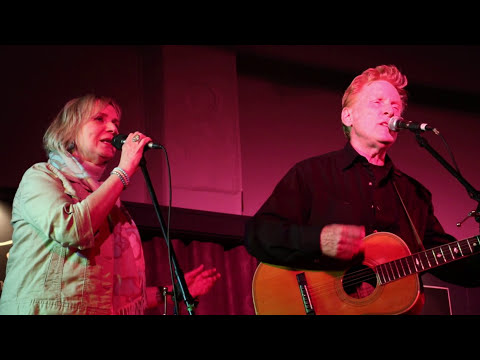 Thumbnail for Russell deCarle Live at Victoria Hall, with Steve Briggs & Cindy Church by Cindy Church
