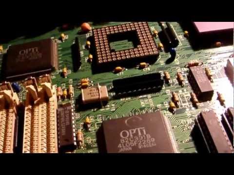 AMD 386DXL/33Mhz Motherboard overview.