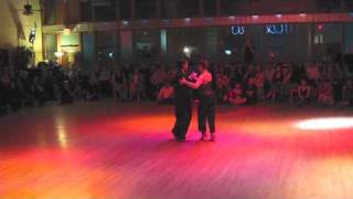 Fernando Sanchez y Ariadna Naveira at La Milonga de Nora 04-09-2011, 3 of 4