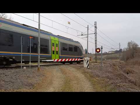 Passaggio a livello Agliano Terme (AT) - Level crossing - Bahnübergang