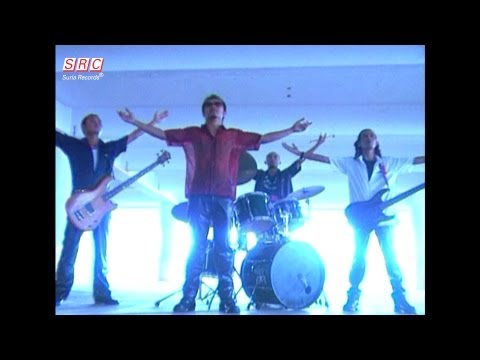 download lagu mp3 mp4 Isa Handy Black Diruangan Semalam, download lagu Isa Handy Black Diruangan Semalam gratis, unduh video klip Isa Handy Black Diruangan Semalam