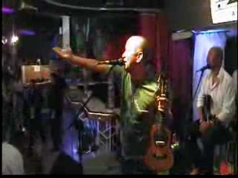 BIRO DO CAVACO SOLANDO CURTIÇÃO